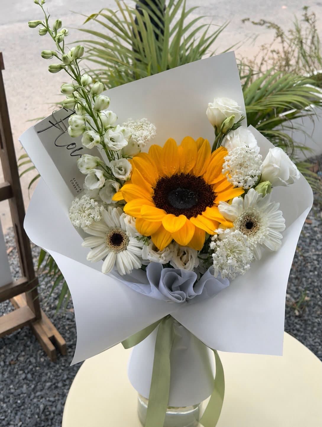 Fresh flower arrangement at Flower Corner Phuket